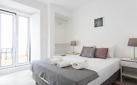 Castelo Picao Apartments